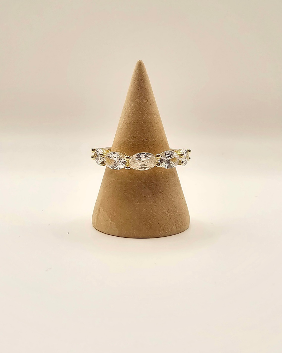 Baguette ring