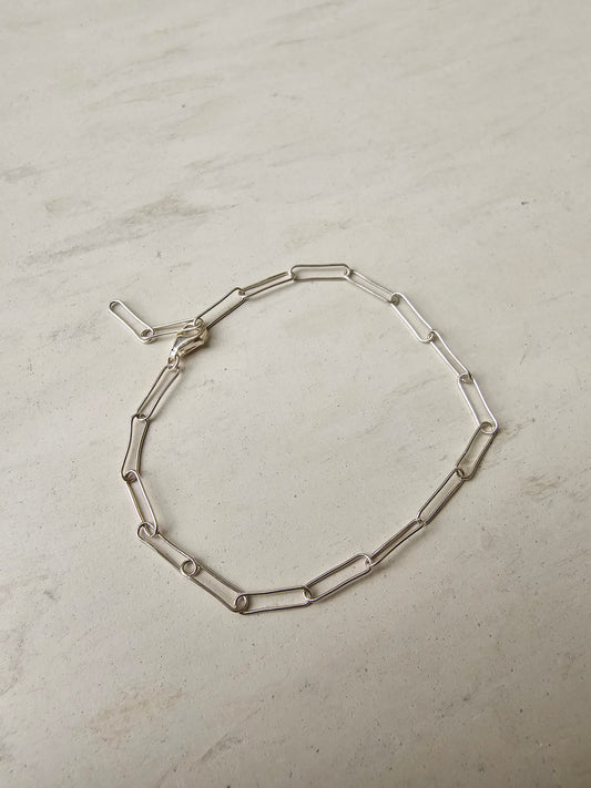 Medium paperclip bracelet