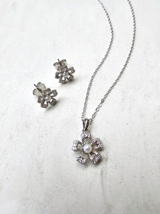 Flower pearl set