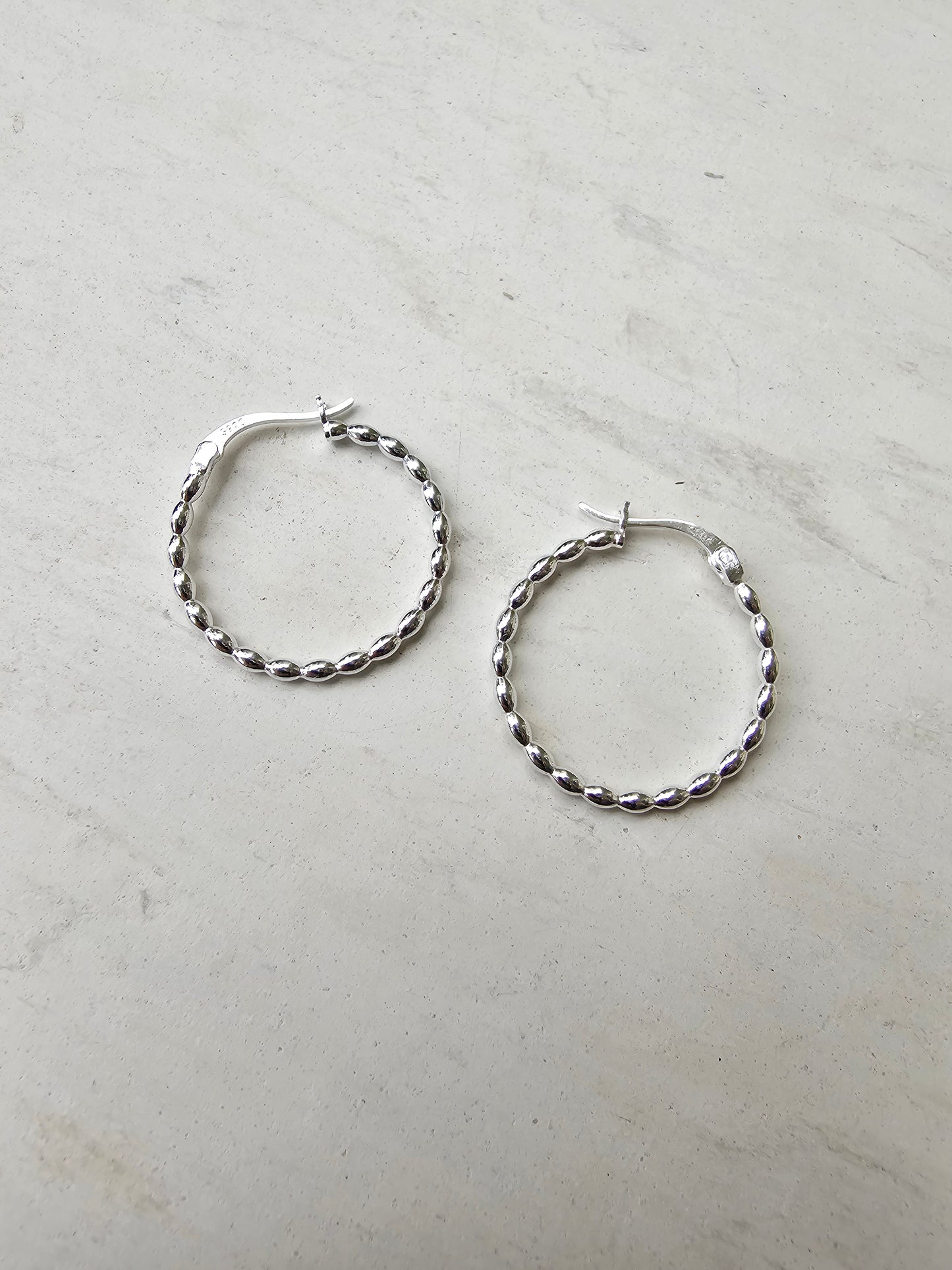 Bean hoops