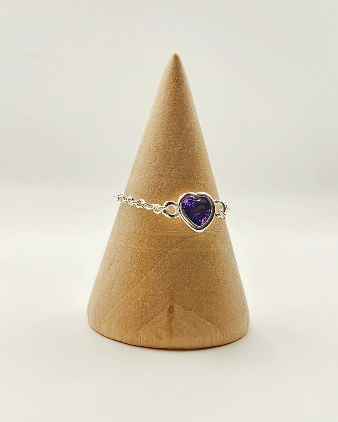 Purple heart chain ring